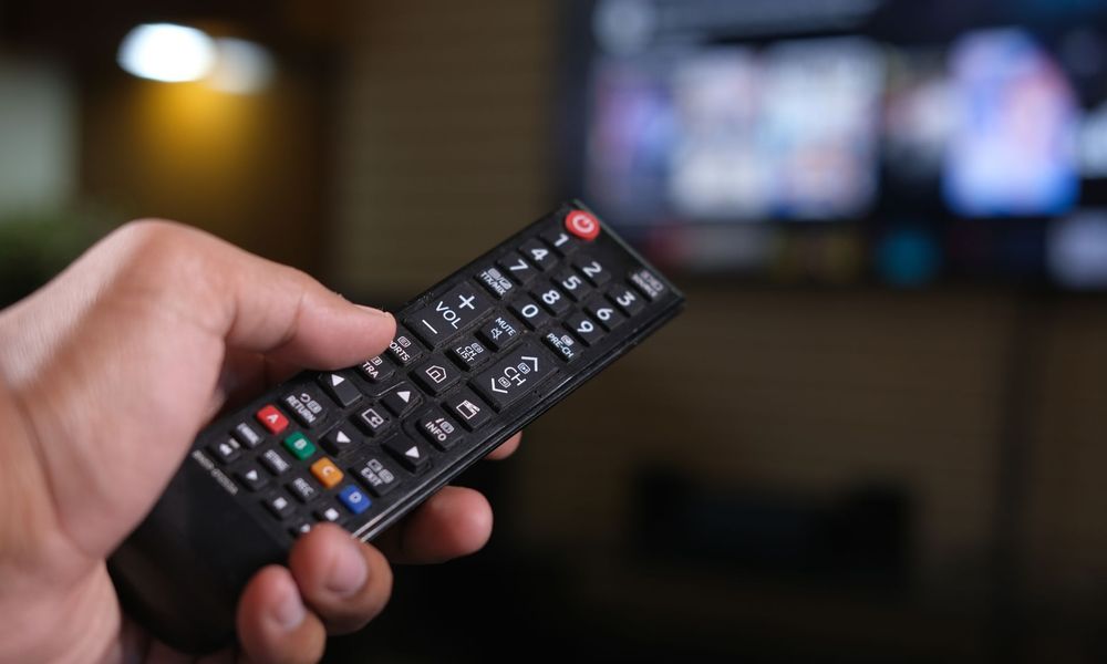 Browsing programmes with the remote control