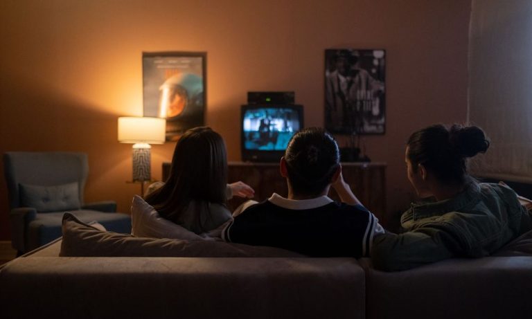 Direct ou replay : tirer le meilleur de votre abonnement Mondial TV