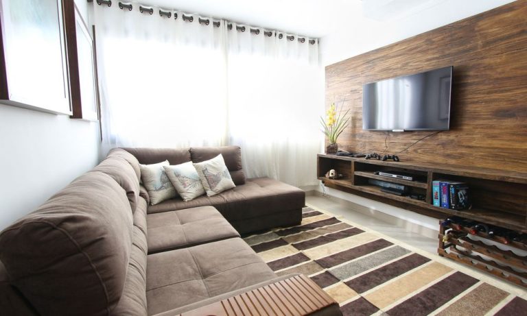 Box, clé HDMI ou Android TV : quel matériel pour regarder Mondial TV